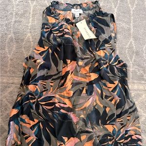 Evereve rayon blend sleeveless tropical blouse